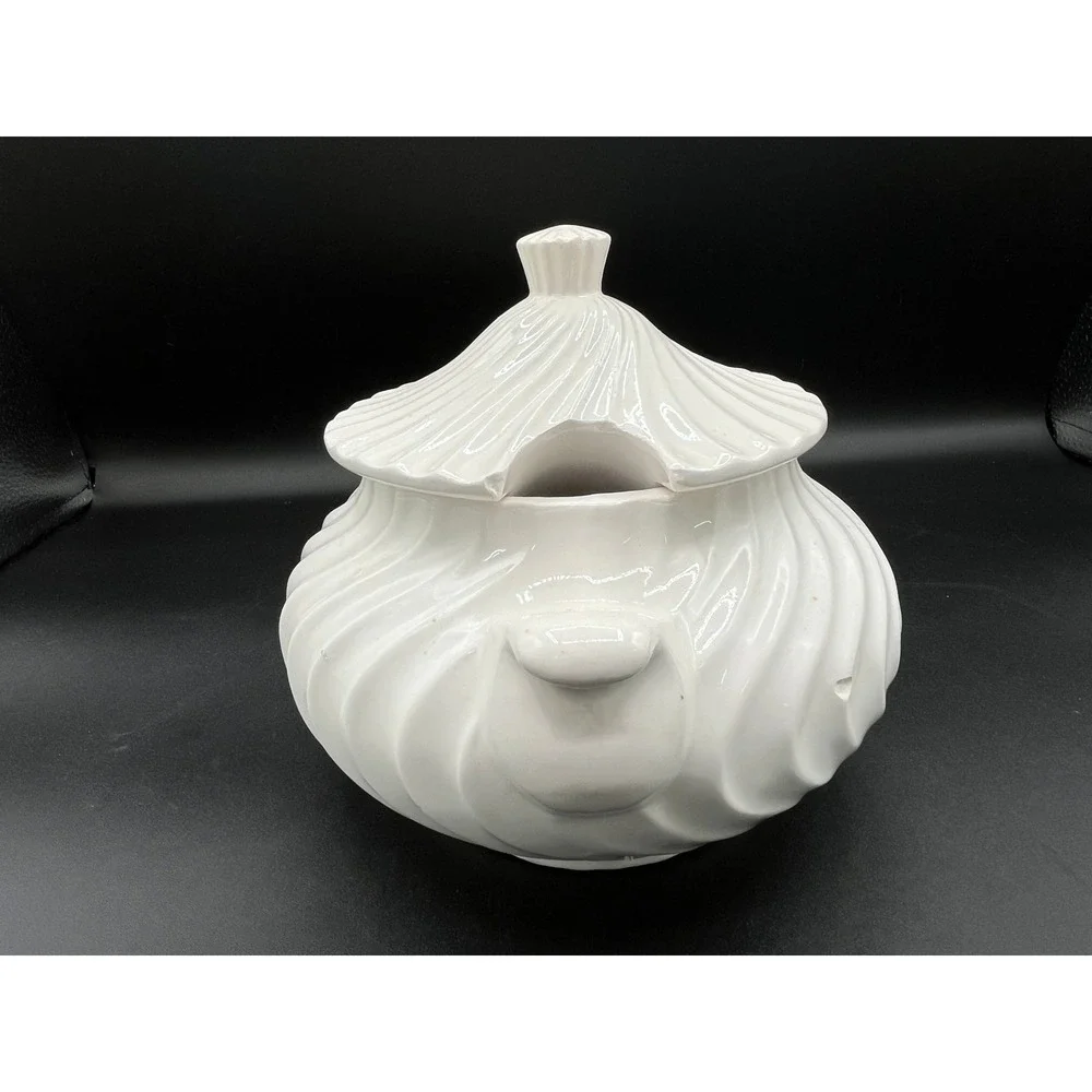 Vintage Ceramic White Swirl Gravy Soup Tureen-‎ As Is- Small Chip No Ladle